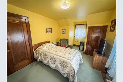 221 E Muntz Ave, Twp of But SE, PA 16001 - Photo 32