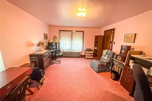 221 E Muntz Ave, Twp of But SE, PA 16001 - Photo 30