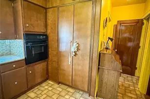221 E Muntz Ave, Twp of But SE, PA 16001 - Photo 20