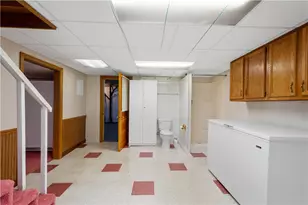 180 Hilltop Ln, Canton Township, PA 15301 - Photo 22