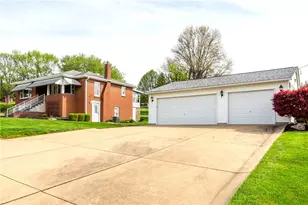 180 Hilltop Ln, Canton Township, PA 15301 - Photo 2