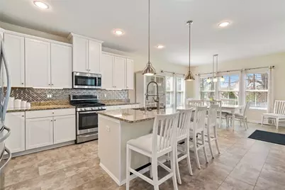 113 Augusta Dr, Ross Twp, PA 15229 - Photo 6