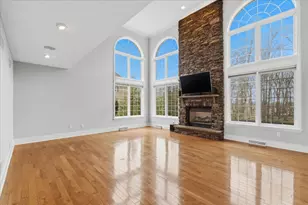 112 Mirage Dr, Cranberry Township, PA 16066 - Photo 10