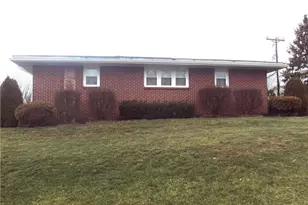393 Rebecca St, Somerset Township, PA 15501 - Photo 18