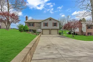 35 Neville Rd, Brighton Township, PA 15009 - Photo 2