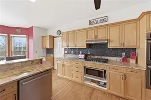 133 Stevens Ridge Dr, Jefferson Hills, PA 15025 - Photo 12