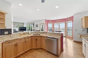 133 Stevens Ridge Dr, Jefferson Hills, PA 15025 - Photo 10