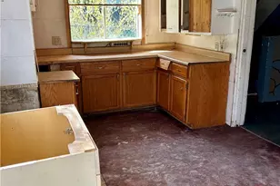 4327 Haldane St, Pittsburgh, PA 15207 - Photo 6