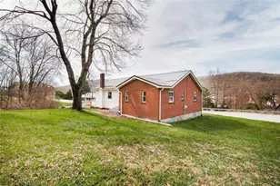 582 Oneida Valley Rd, Center Township, PA 16001 - Photo 16