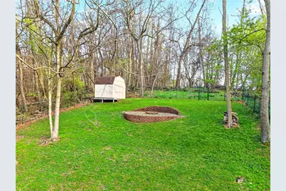 6378 Churchill Rd, Bethel Park, PA 15102 - Photo 18