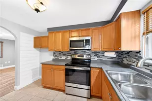 6378 Churchill Rd, Bethel Park, PA 15102 - Photo 4