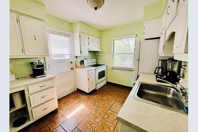 1376 Hamilton Road, Pittsburgh, PA 15234 - Photo 4