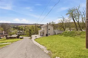 3 Chestnut St, Meyersdale Boro, PA 15552 - Photo 2