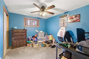 42 Manor Rd, Donora, PA 15033 - Photo 22