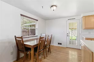 42 Manor Rd, Donora, PA 15033 - Photo 10