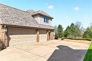 510 Potomac Ct, Adams Township, PA 15044 - Photo 2
