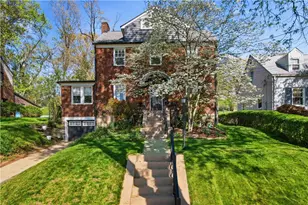240 Inglewood Dr, Pittsburgh, PA 15228 - Photo 2