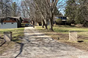 345 Garvin Rd, Finleyville, PA 15332 - Photo 4