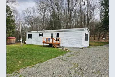 200 Maple Rd, Moon-Crescent Township, PA 16301 - Photo 1