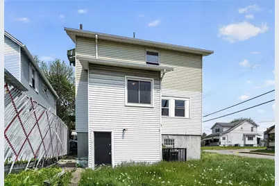 3326 Stewart St, McKeesport, PA 15132 - Photo 4
