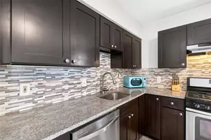 2835 Edwards Wy, Pittsburgh, PA 15203 - Photo 10
