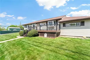 9 Midway Dr, Kennedy Township, PA 15136 - Photo 24