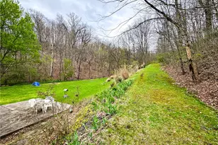 125 McGrew Rd, Jefferson Hills, PA 15025 - Photo 10