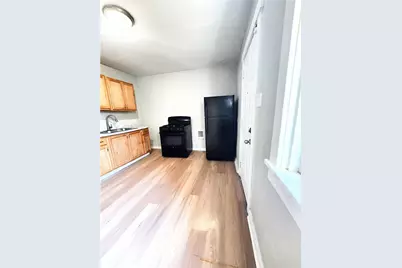 347 E 13th Ave #3, Homestead, PA 15120 - Photo 1