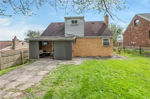 133 Clay Dr, Pittsburgh, PA 15235 - Photo 32