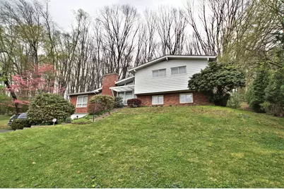 52 Meadowbrook Avenue, Greensburg, PA 15601 - Photo 1