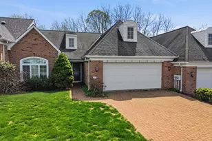 327 Hidden Falls Ct, Pittsburgh, PA 15238 - Photo 1