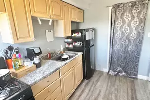 928 Woodbine St, Pittsburgh, PA 15201 - Photo 14