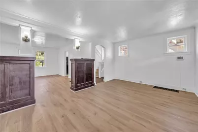 2559 Wenzel Ave, Beechview, PA 15216 - Photo 8