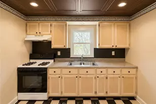 111 Robin St, North Versailles, PA 15137 - Photo 16