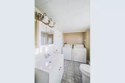 607 Devlin St, , PA 16641 - Photo 10