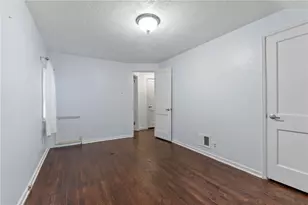 2050 Elmbrook Ln, Scott Township, PA 15243 - Photo 16