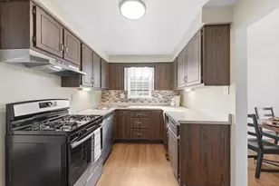146 Highland Ave, Pittsburgh, PA 15112 - Photo 10