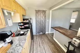 928 Woodbine St, Pittsburgh, PA 15201 - Photo 16