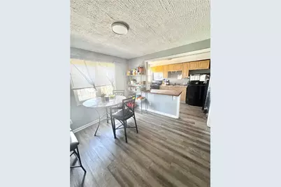 928 Woodbine St, Pittsburgh, PA 15201 - Photo 10