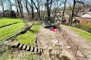928 Woodbine St, Pittsburgh, PA 15201 - Photo 4