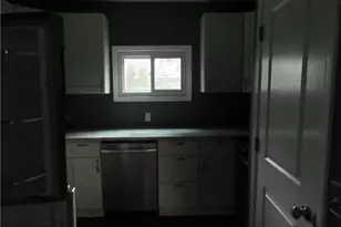 227 Wurtemburg Rd, Ellwood City, PA 16117 - Photo 8