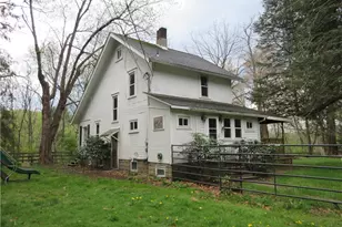 227 Wurtemburg Rd, Ellwood City, PA 16117 - Photo 2