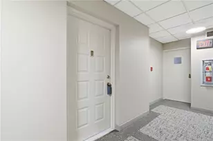 750 Washington Rd, Pittsburgh, PA 15228 - Photo 2