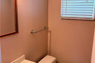 5176 Janie Dr, Pittsburgh, PA 15227 - Photo 14