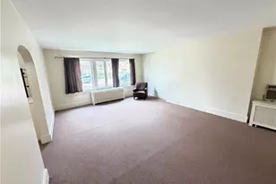5708 Solway St, Pittsburgh, PA 15217 - Photo 10