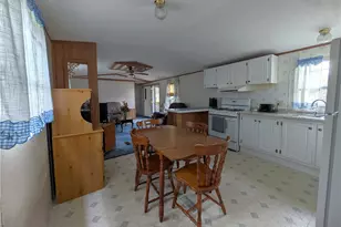 401 Silver Ln, Center Township, PA 16001 - Photo 14