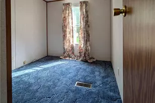 401 Silver Ln, Center Township, PA 16001 - Photo 26