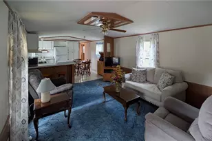 401 Silver Ln, Center Township, PA 16001 - Photo 10