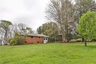 3271 Meadowbrook Dr, Murrysville, PA 15668 - Photo 32