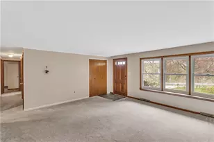 3271 Meadowbrook Dr, Murrysville, PA 15668 - Photo 12